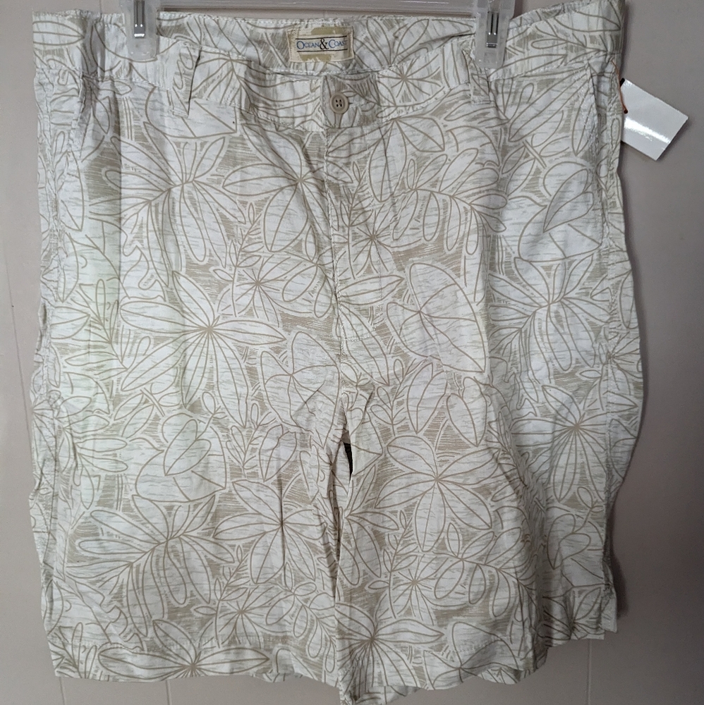 Ocean Coast Men's Board Shorts Size 38W Floral Design
